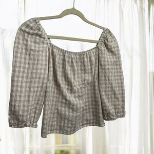 BCX Gingham Puff Sleeve Ruched Back Blouse White & Tan Size Medium